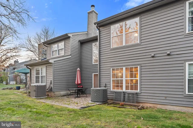 $513,888 | 8 Brookline Court, Unit B, Princeton, NJ 08540