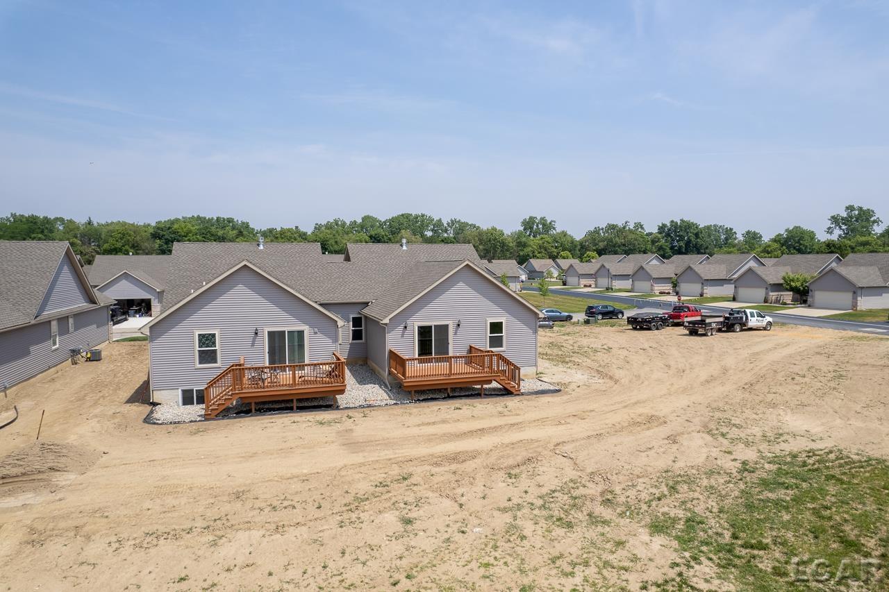 1192 Ridge Lane Tecumseh, MI 49286 - Photo 7 of 38 50104957-6.JPG