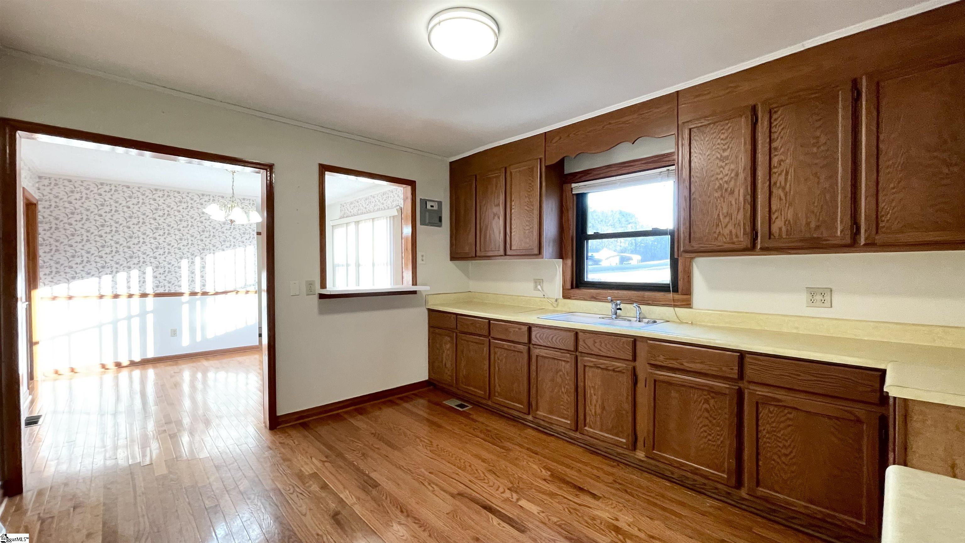 646 Bessie Road Piedmont, SC 29673 - Photo 12 of 34