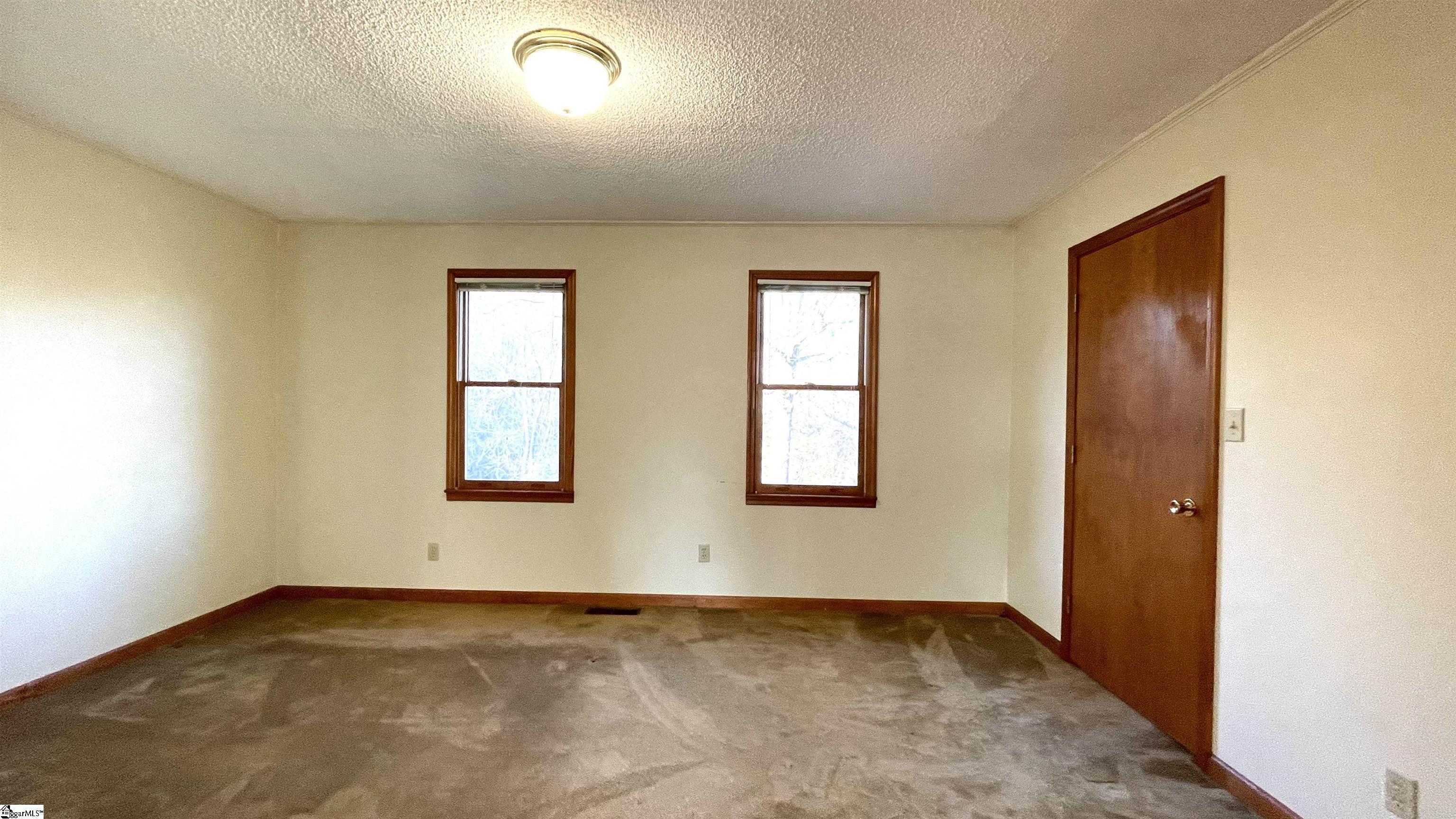 646 Bessie Road Piedmont, SC 29673 - Photo 16 of 34