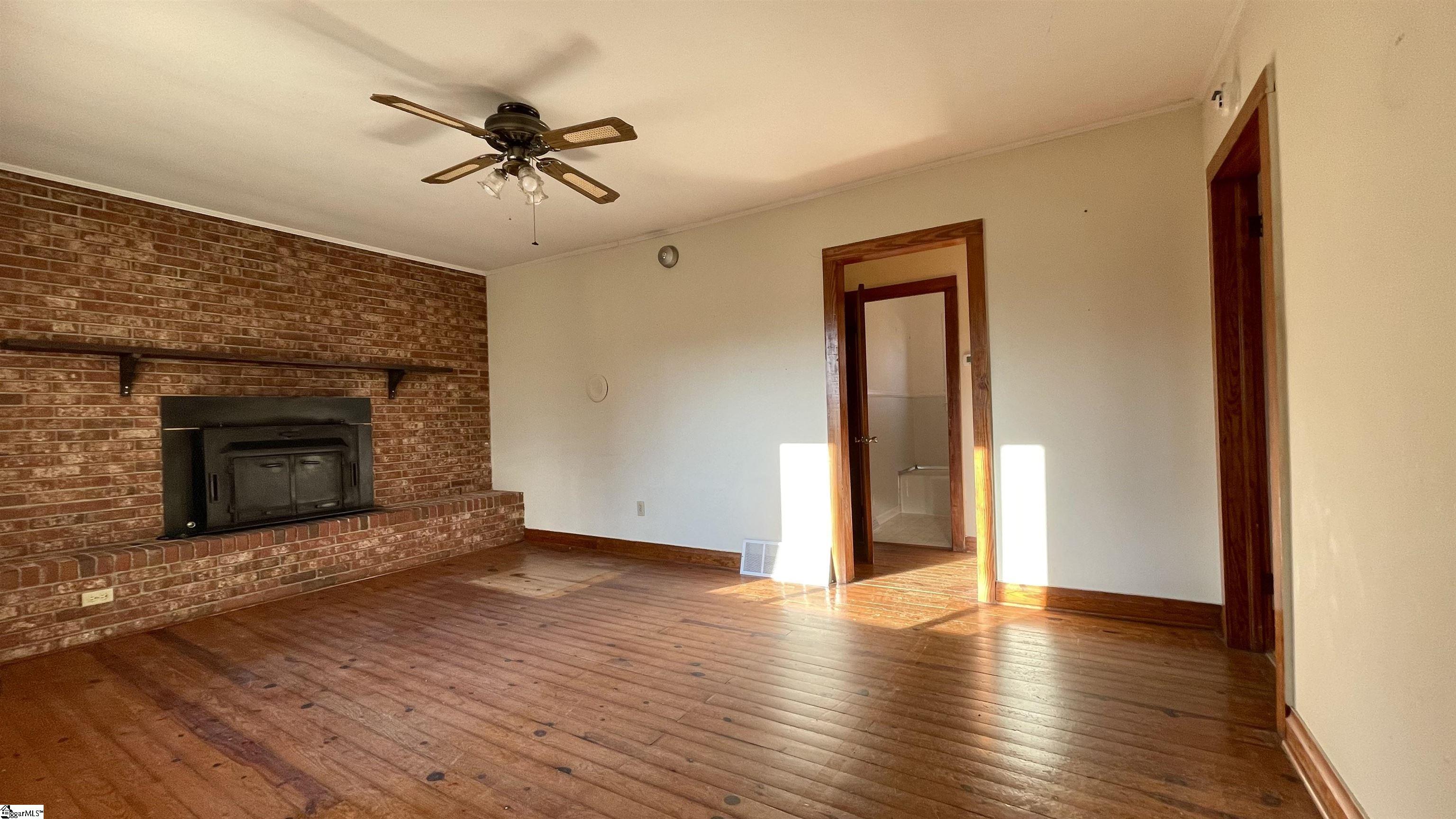 646 Bessie Road Piedmont, SC 29673 - Photo 7 of 34
