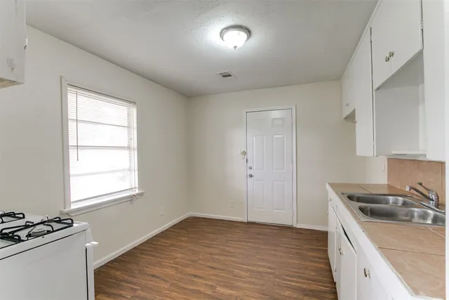 $1,475 | 1417 Jennifer Lane, Jacinto City, TX 77029