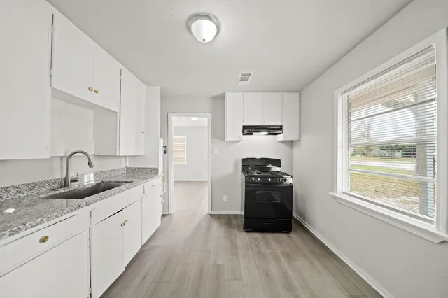 $1,475 | 1417 Jennifer Lane, Jacinto City, TX 77029