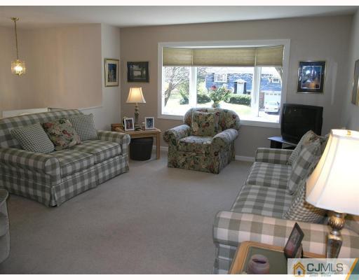 8 Prince Road East Brunswick, NJ 08816 - Photo 2 of 7 Gallery Image 2