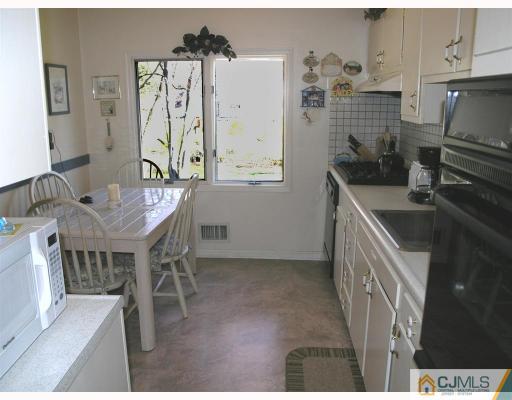 8 Prince Road East Brunswick, NJ 08816 - Photo 3 of 7 Gallery Image 3