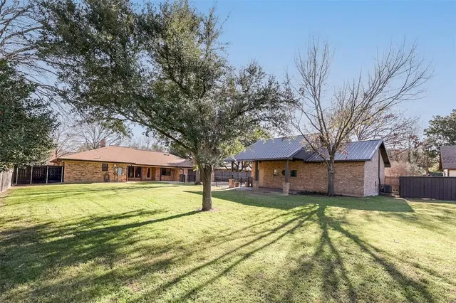 $2,950 | 5004 Blue Sage Road, Fort Worth, TX 76132