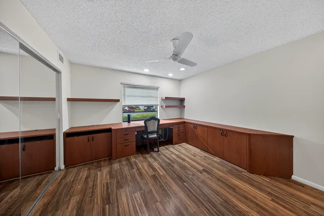 $2,400 | 9187 Norte Lago, Unit 5I, Boca Raton, FL 33428