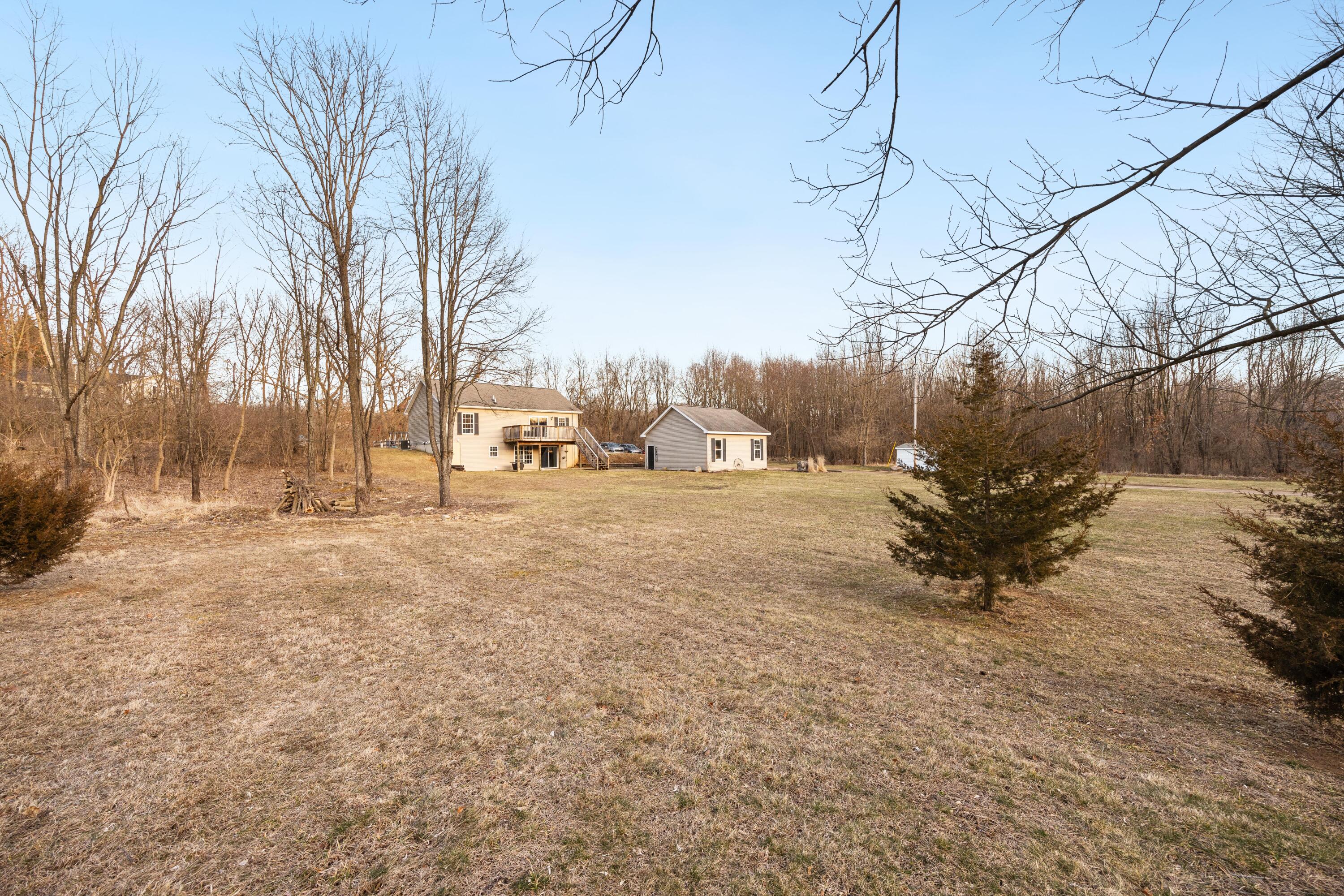 3595 Tygh Road Horton, MI 49246 - Photo 4 of 33 41