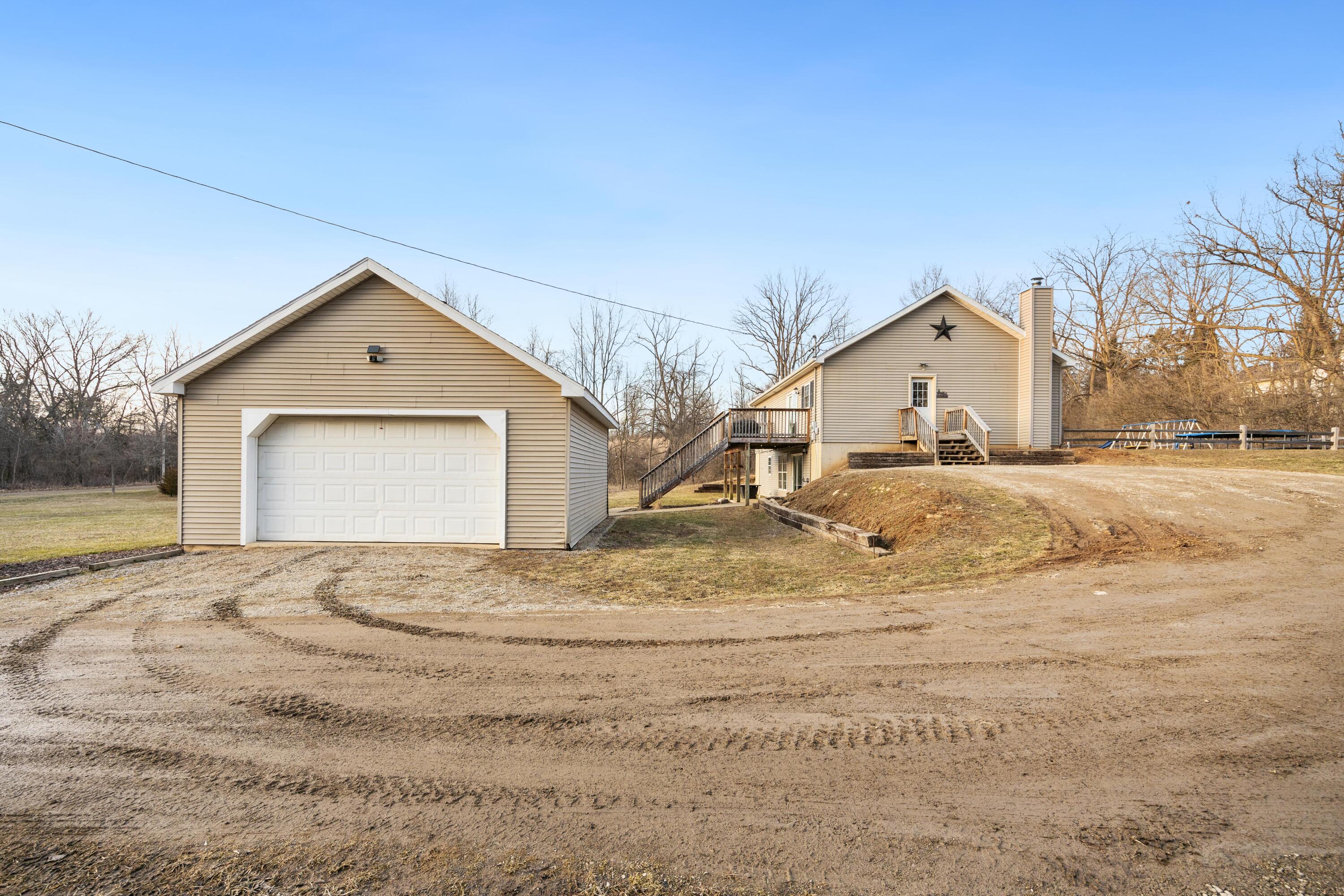 3595 Tygh Road Horton, MI 49246 - Photo 7 of 33 32