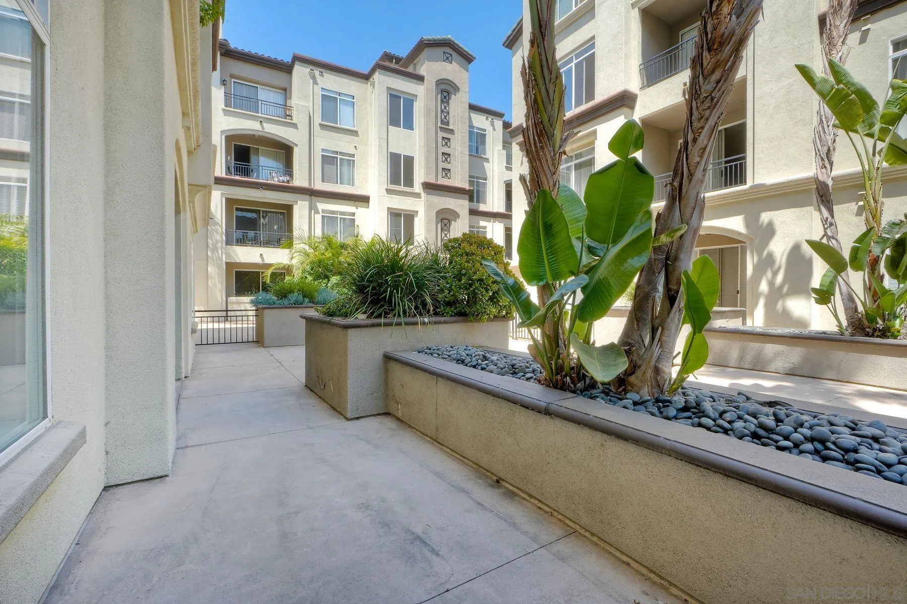 9253 Regents Road, Unit A110 La Jolla, CA 92037 - Photo 25 of 36