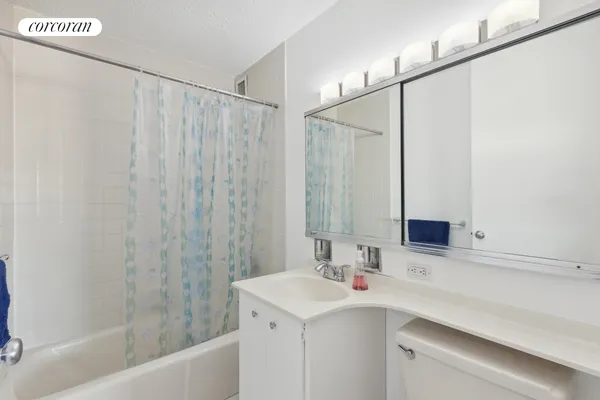 $1,250,000 | 531 Main Street, Unit 1213 | Roosevelt Island