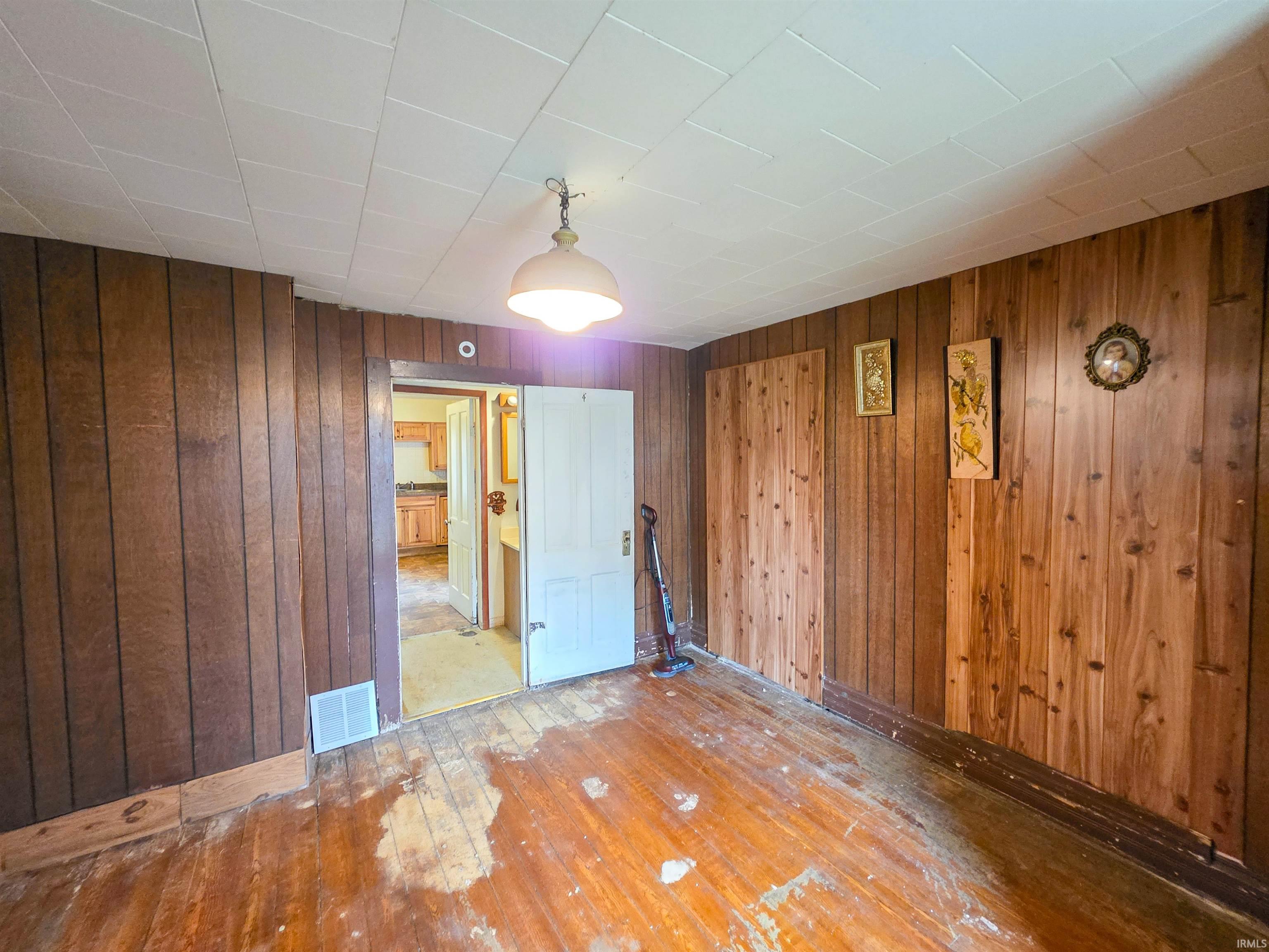 119 North Edwards Street Worthington, IN 47471 - Photo 22 of 35