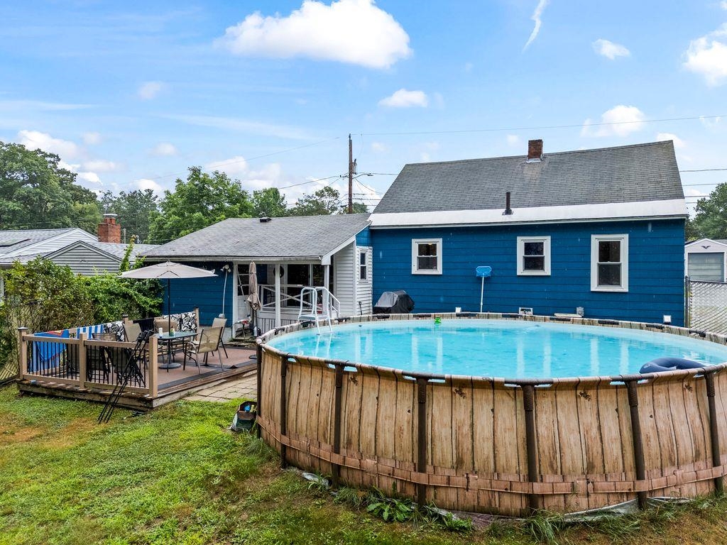 6 Russell Street Rochester, NH 03867 - Photo 14 of 41