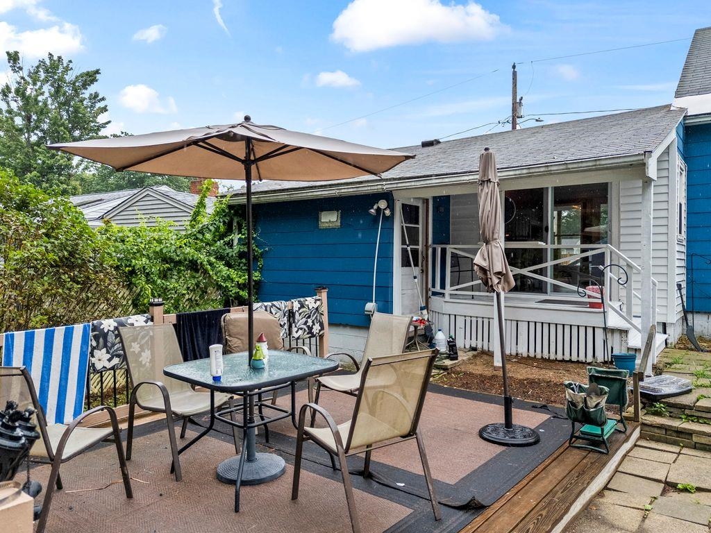 6 Russell Street Rochester, NH 03867 - Photo 15 of 41