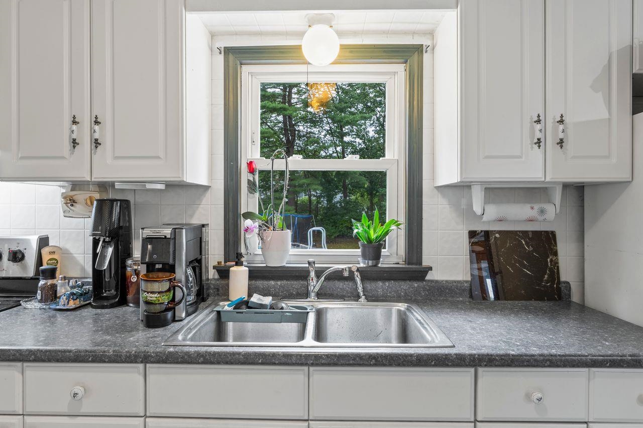 6 Russell Street Rochester, NH 03867 - Photo 20 of 41