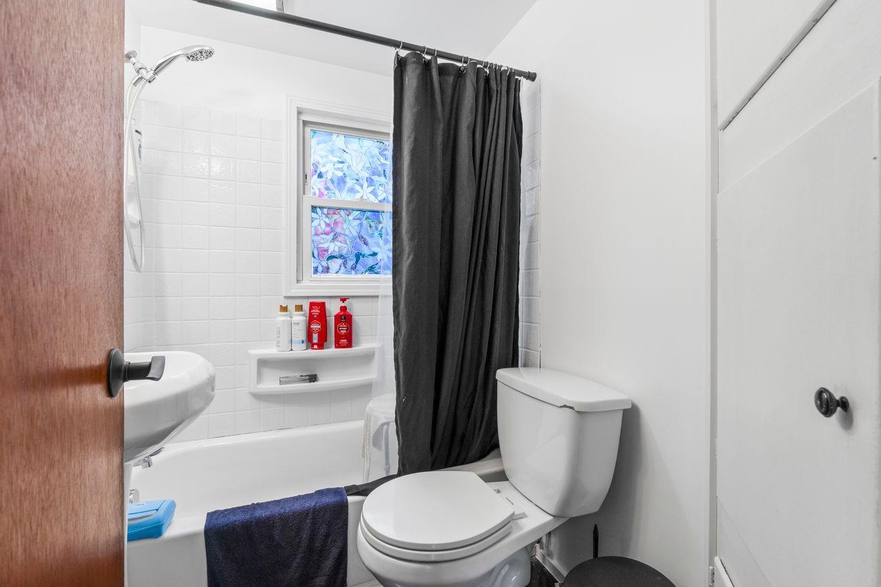 6 Russell Street Rochester, NH 03867 - Photo 27 of 41