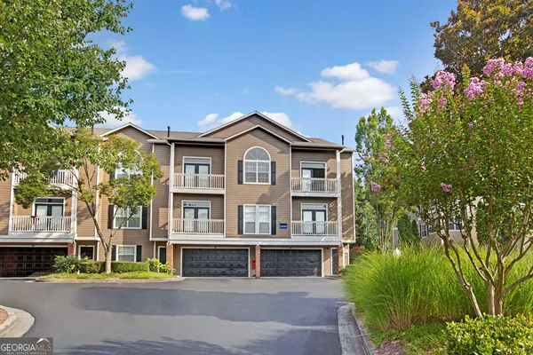 $1,652 | 7150 Peachtree Dunwoody Road, Unit 603, Atlanta, GA 30328