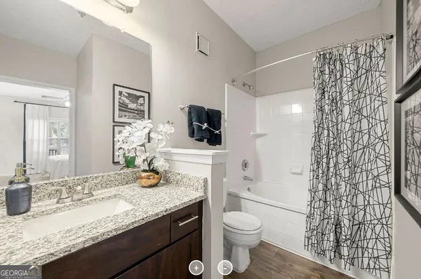 $1,652 | 7150 Peachtree Dunwoody Road, Unit 603, Atlanta, GA 30328