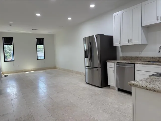 $1,600 | 800 North Causeway Boulevard, Unit 204, Metairie, LA 70001