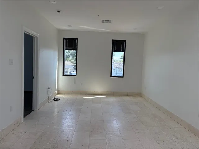 $1,600 | 800 North Causeway Boulevard, Unit 204, Metairie, LA 70001