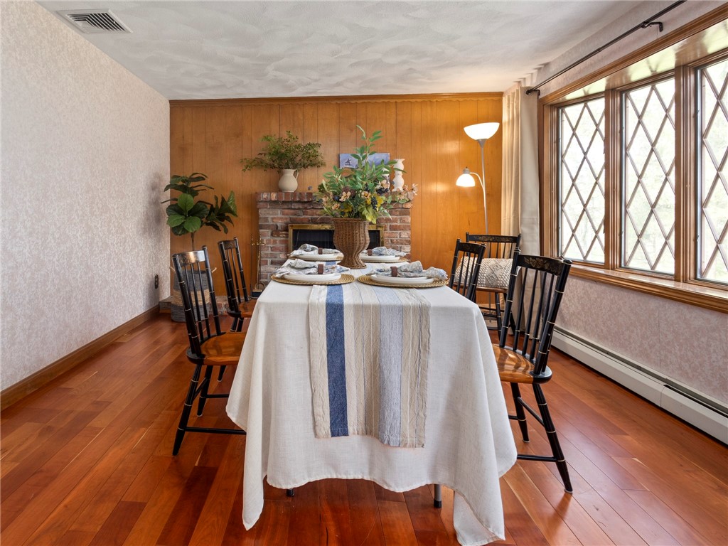 1031 Town Farm Road Coventry, RI 02816 - Photo 5 of 34