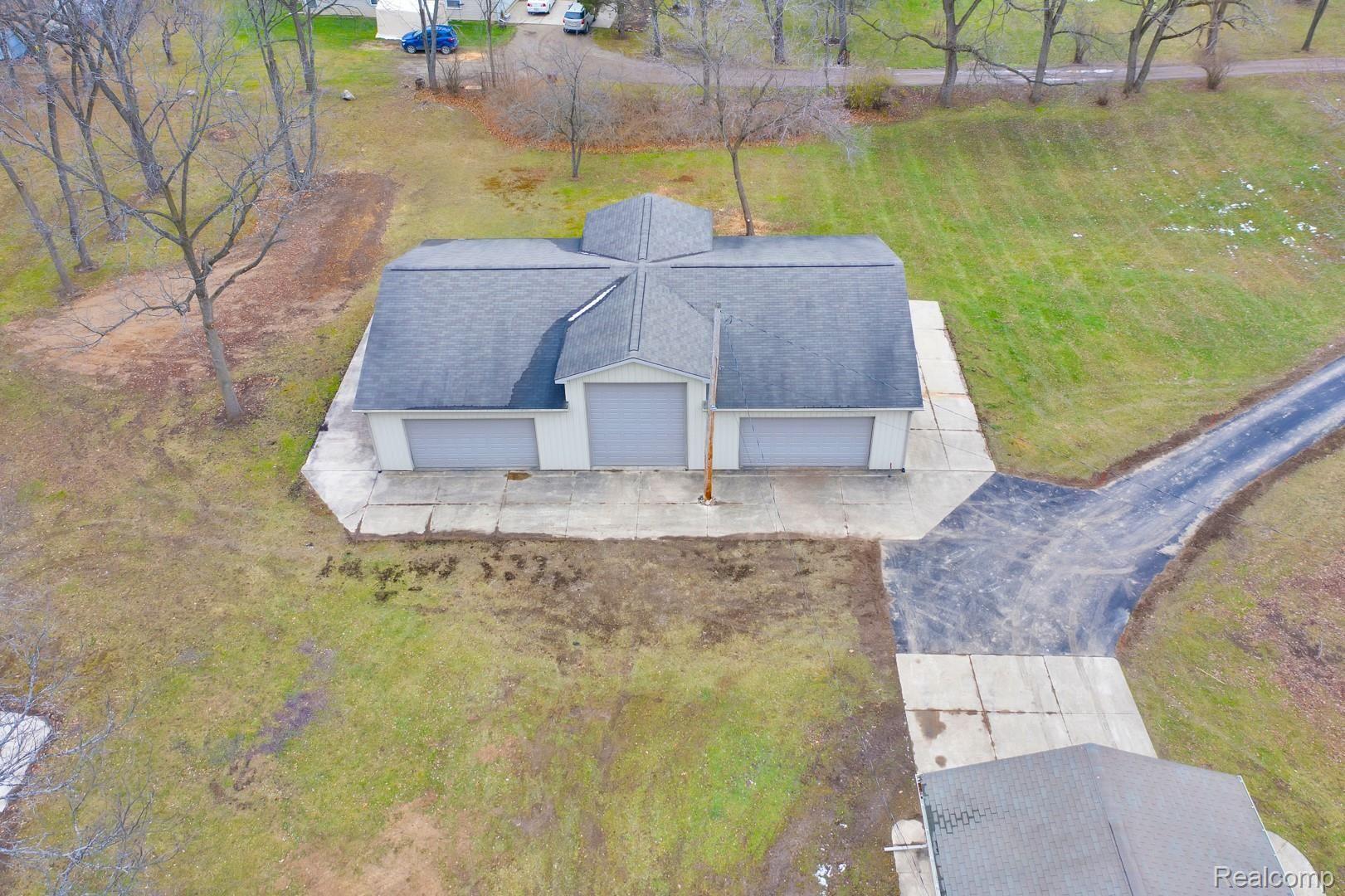 13091 Germany Road Fenton, MI 48430 - Photo 29 of 32 DJI_0229.jpg