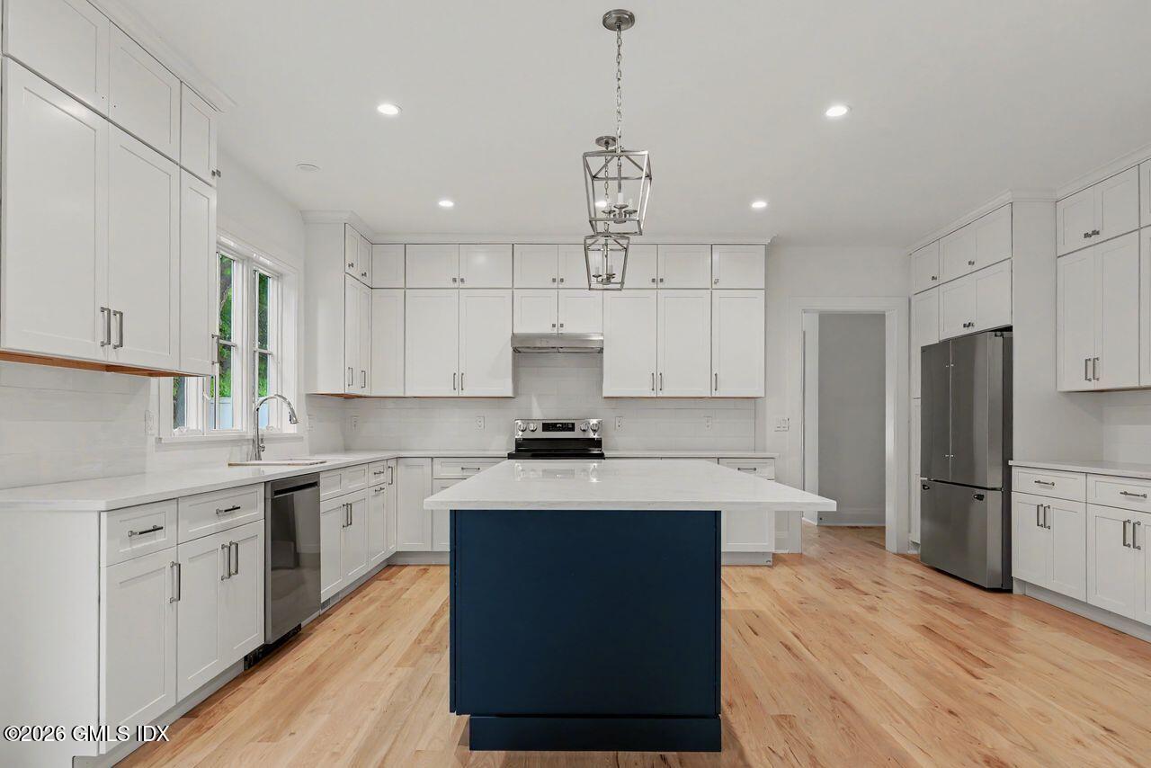 185 South Water Street, Unit NORTH Greenwich, CT 06830 - Photo 6 of 28 Stainless Steel Appliances