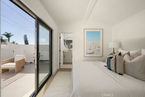 $2,850,000 | 512 1/2 Marigold Avenue, Corona del Mar, CA 92625