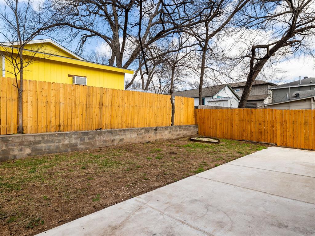 2308 Santa Maria Street Austin, TX 78702 - Photo 26 of 32