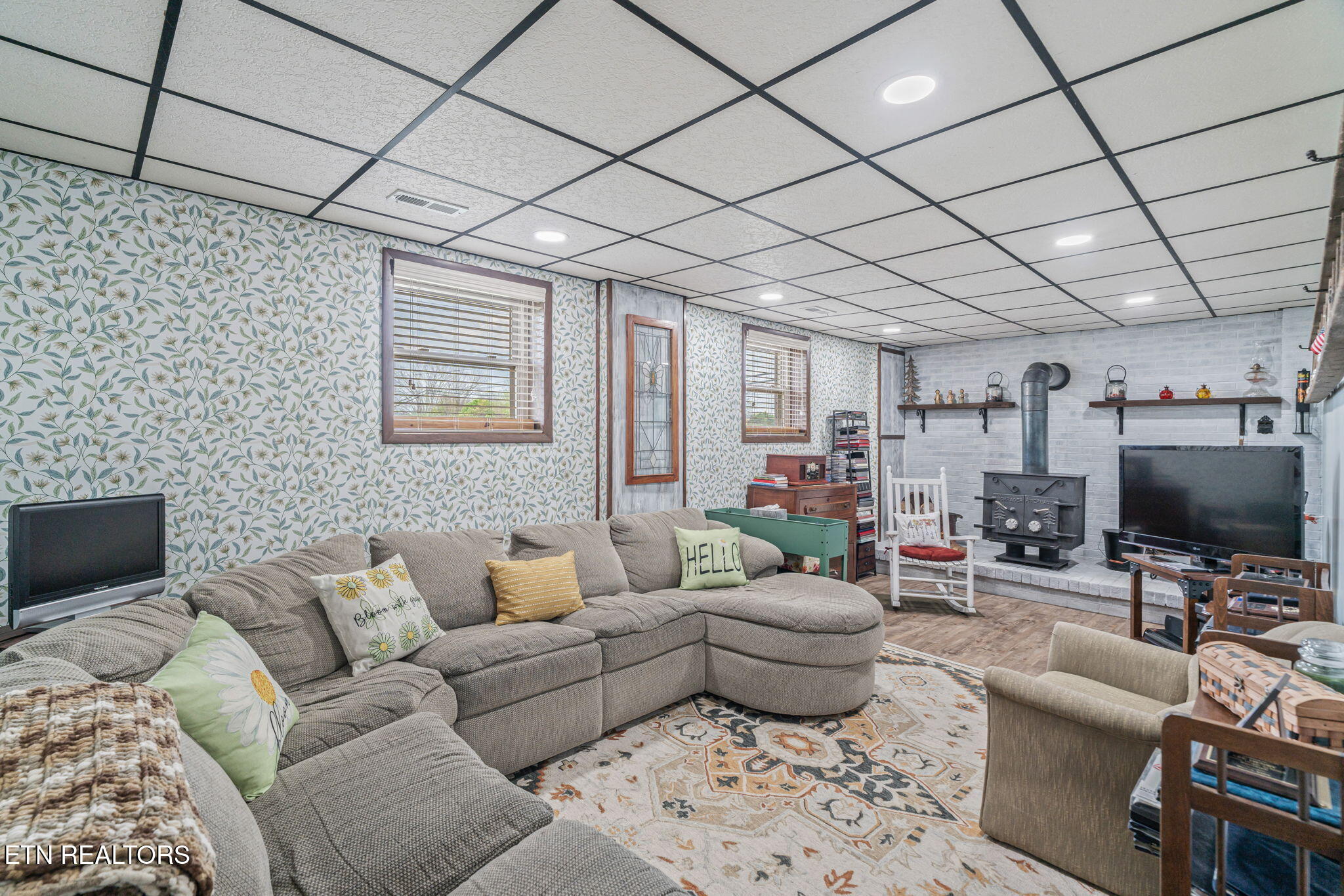 7301 Oxmoor Road Knoxville, TN 37931 - Photo 27 of 43 32-web-or-mls-7301 Oxmoor Drive-27