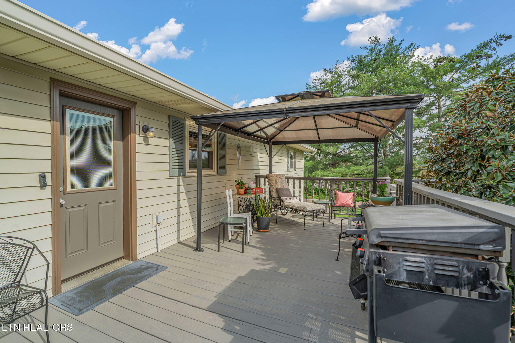 7301 Oxmoor Road Knoxville, TN 37931 - Photo 32 of 43 37-web-or-mls-7301 Oxmoor Drive-31