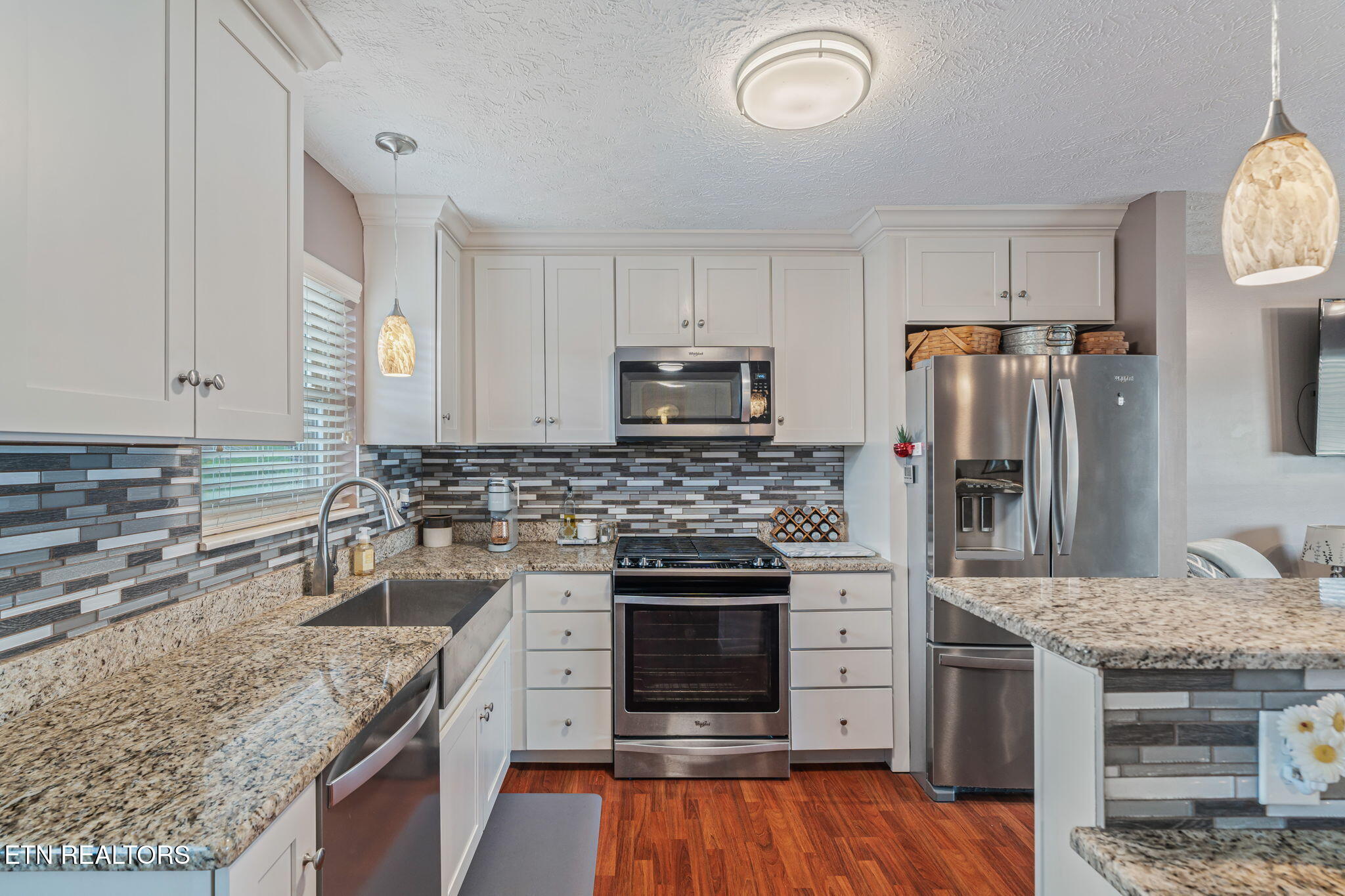 7301 Oxmoor Road Knoxville, TN 37931 - Photo 5 of 43 15-web-or-mls-7301 Oxmoor Drive-18