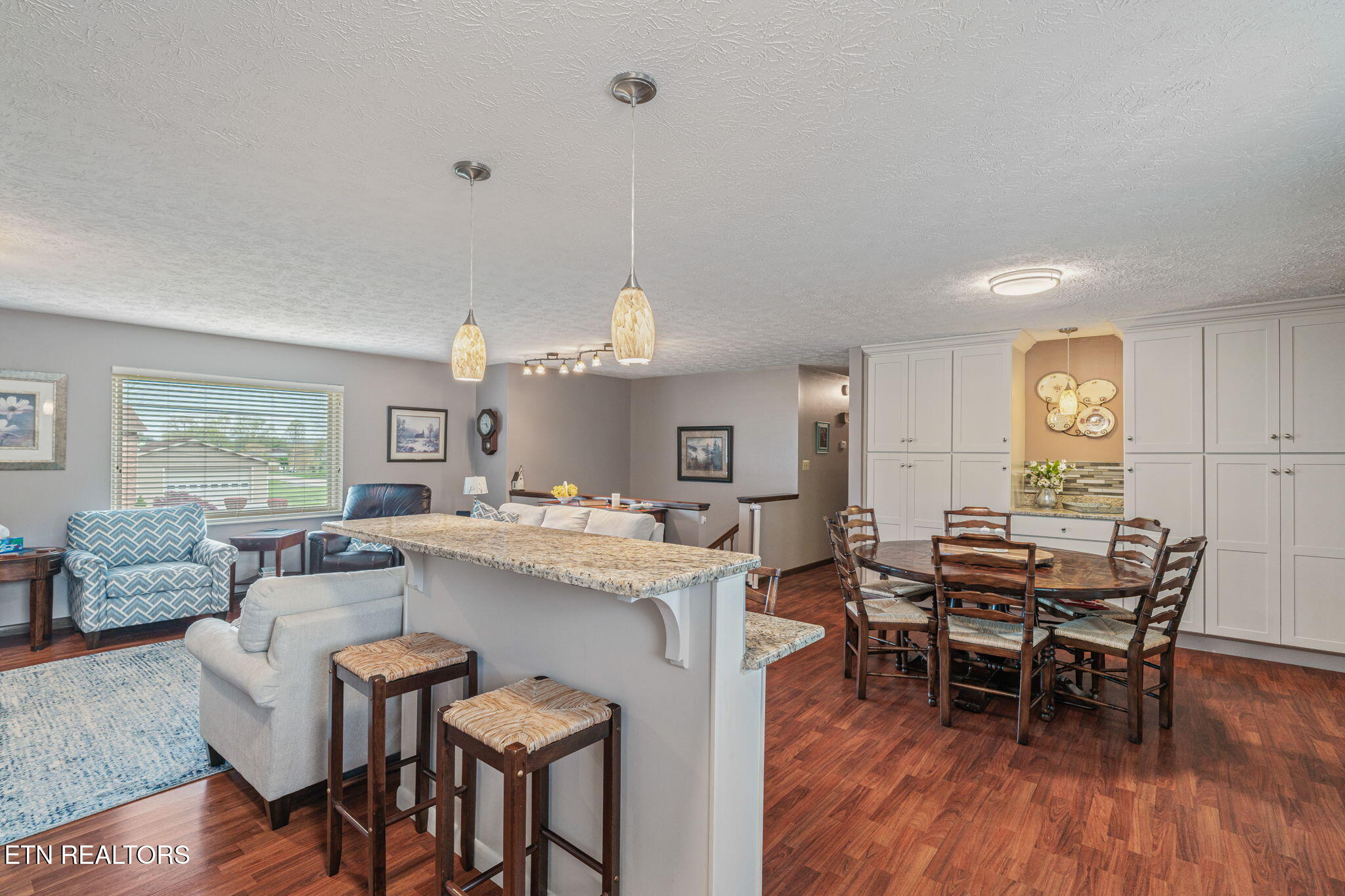 7301 Oxmoor Road Knoxville, TN 37931 - Photo 6 of 43 14-web-or-mls-7301 Oxmoor Drive-17