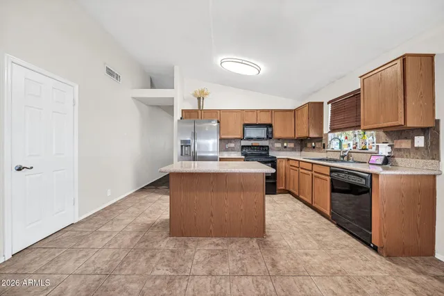 $2,350 | 8951 West Deanna Drive, Peoria, AZ 85382