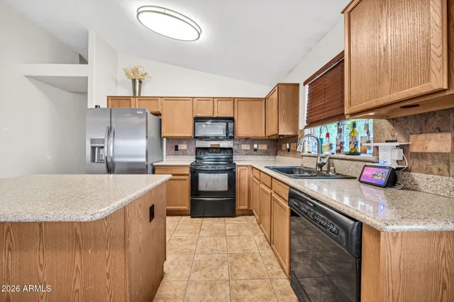 $2,350 | 8951 West Deanna Drive, Peoria, AZ 85382