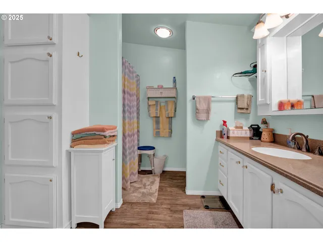 $632,500 | 9580 North Fork Siuslaw Road, Florence, OR 97439