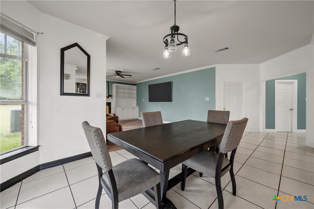 3891 Highway 53 Temple, TX 76501 - Photo 18 of 45 breakfast area