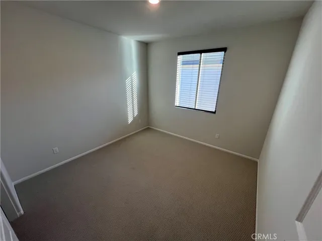 $3,700 | 19557 Hanging Rock Road, Lake Elsinore, CA 92532