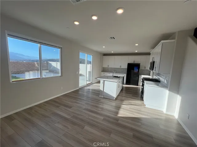 $3,700 | 19557 Hanging Rock Road, Lake Elsinore, CA 92532