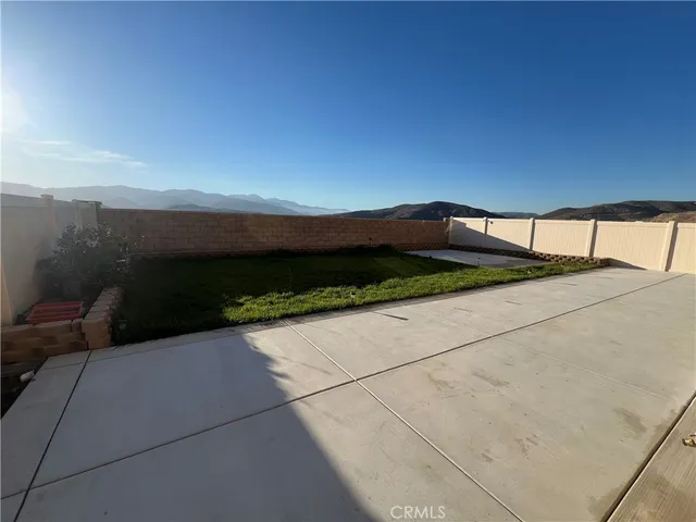 $3,700 | 19557 Hanging Rock Road, Lake Elsinore, CA 92532