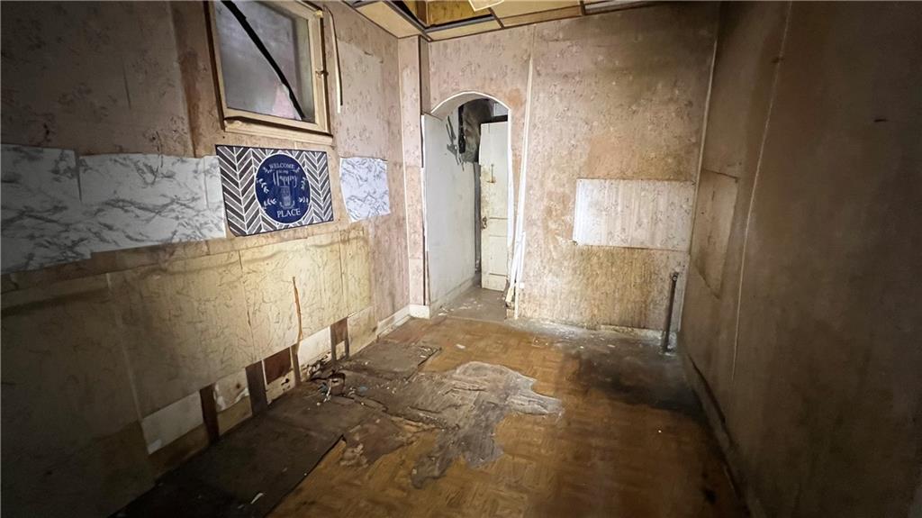 222 Luray Street Pittsburgh, PA 15214 - Photo 7 of 22