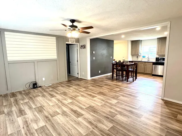 $155,900 | 424 2nd Street North, Greenbush, MN 56726