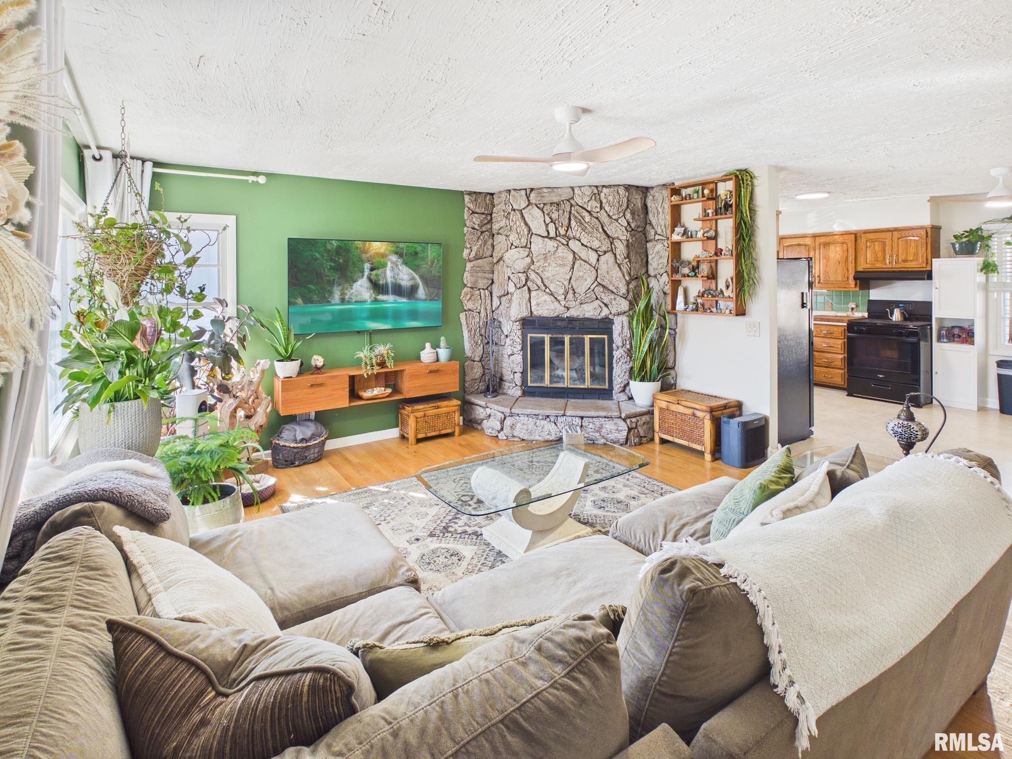 29 North Oxford Road Springfield, IL 62702 - Photo 2 of 36