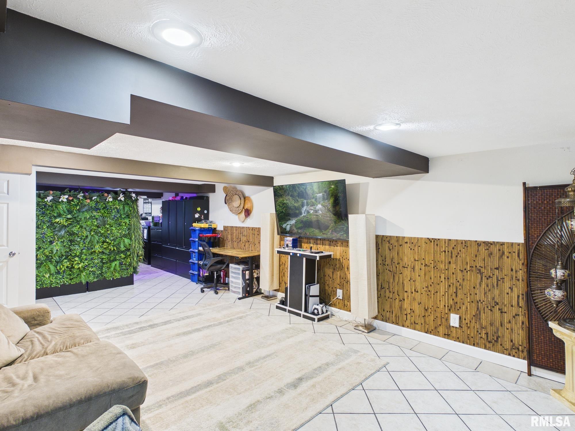 29 North Oxford Road Springfield, IL 62702 - Photo 28 of 36