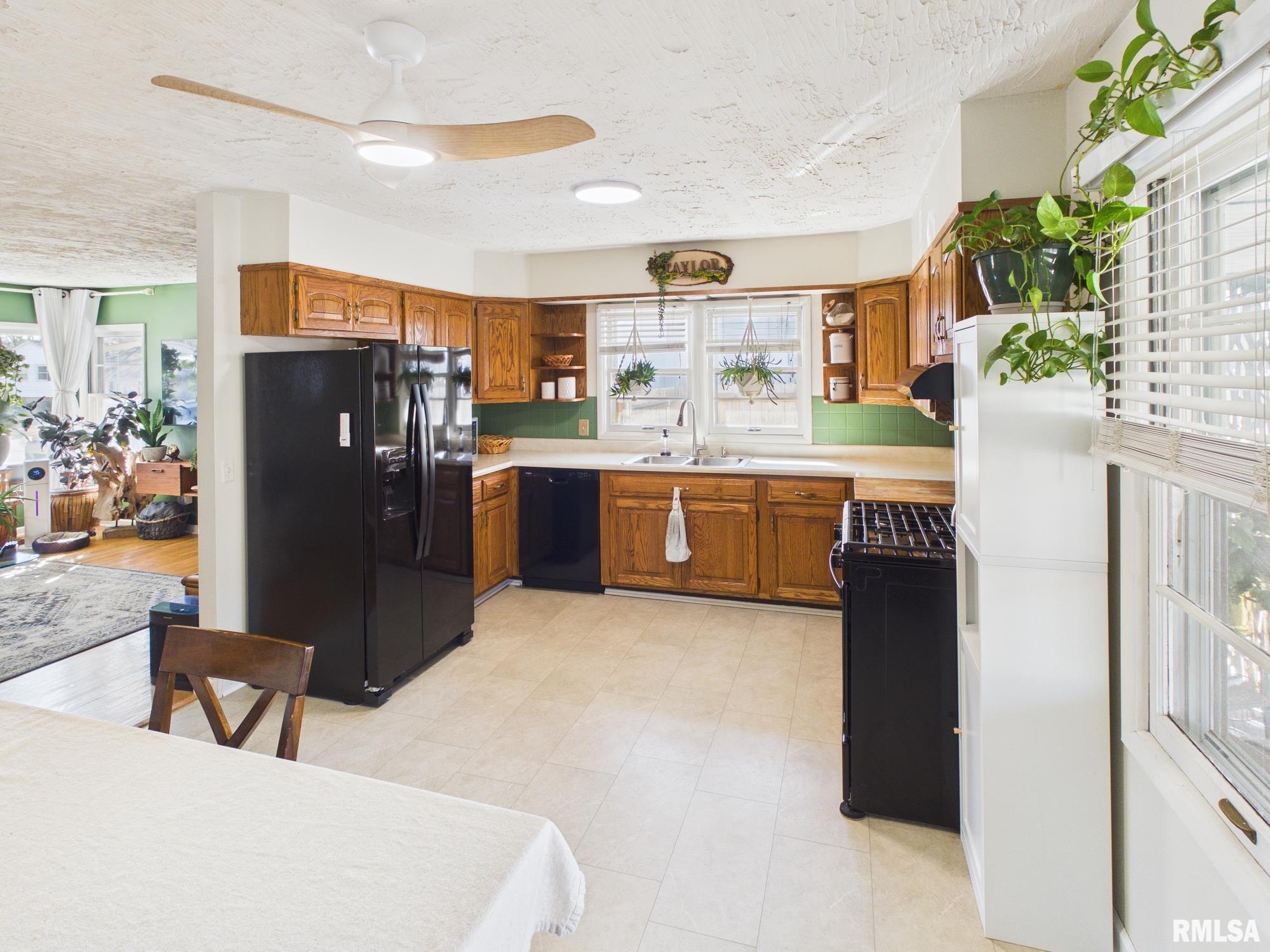 29 North Oxford Road Springfield, IL 62702 - Photo 6 of 36