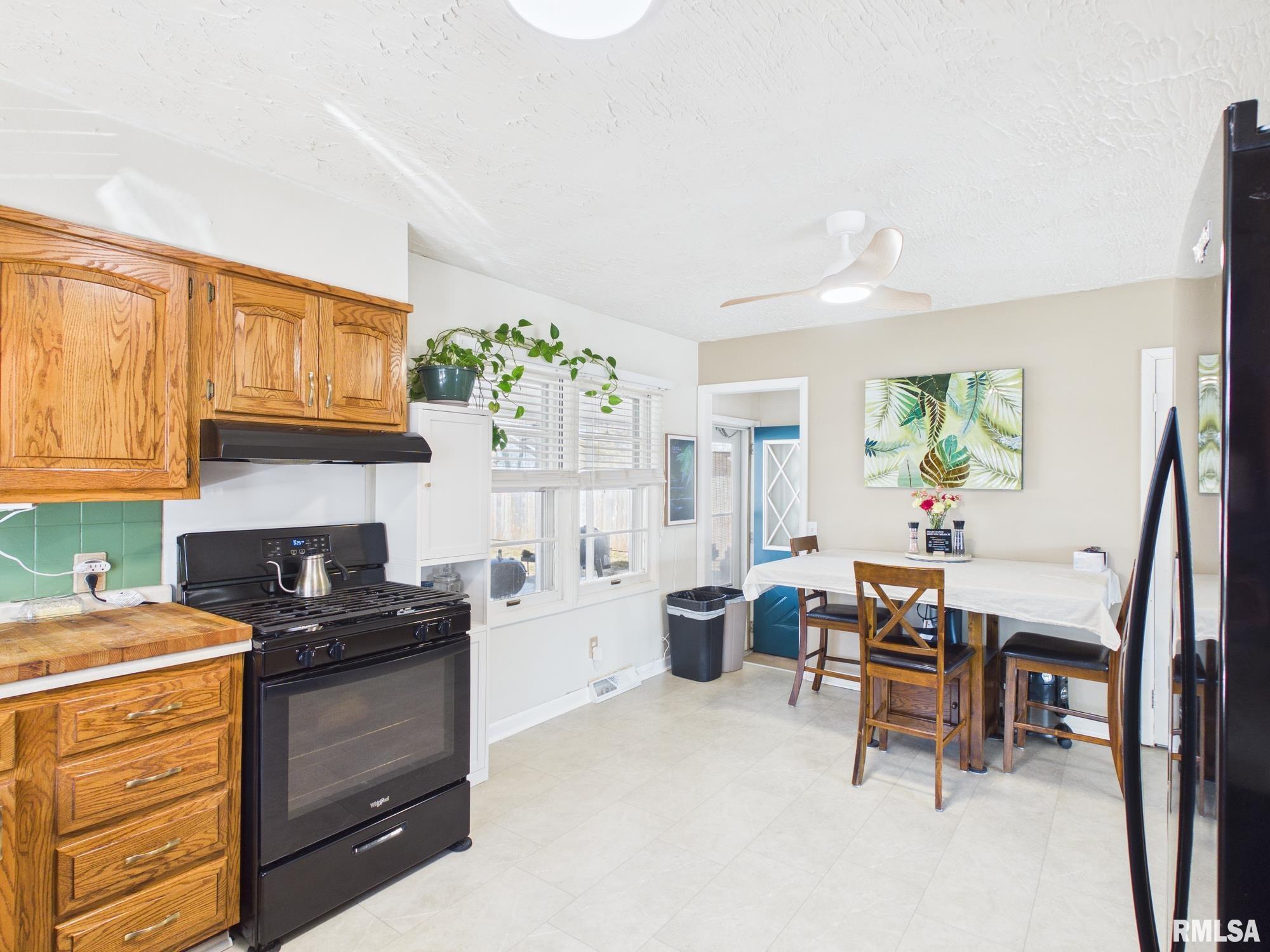 29 North Oxford Road Springfield, IL 62702 - Photo 7 of 36