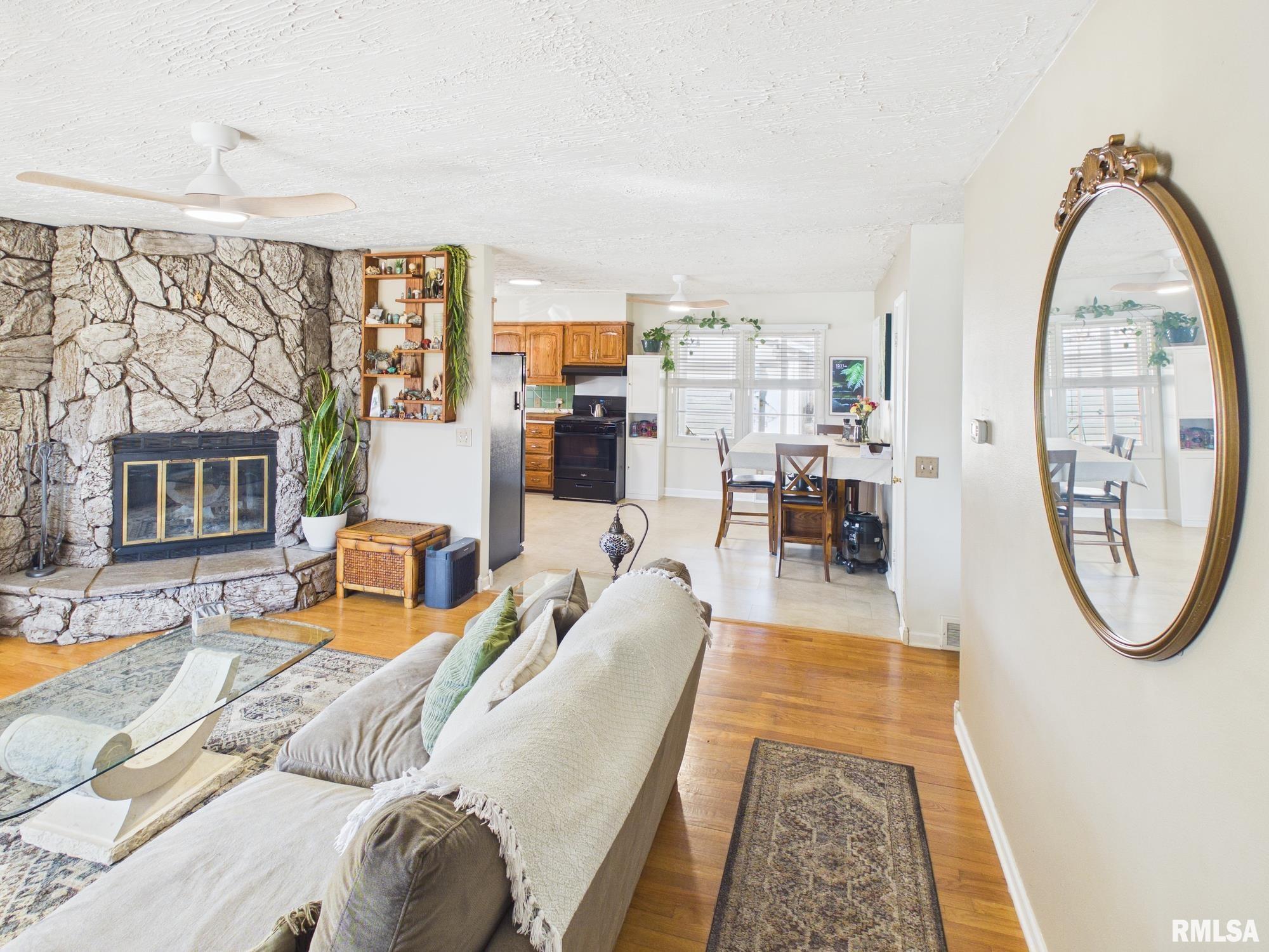 29 North Oxford Road Springfield, IL 62702 - Photo 9 of 36