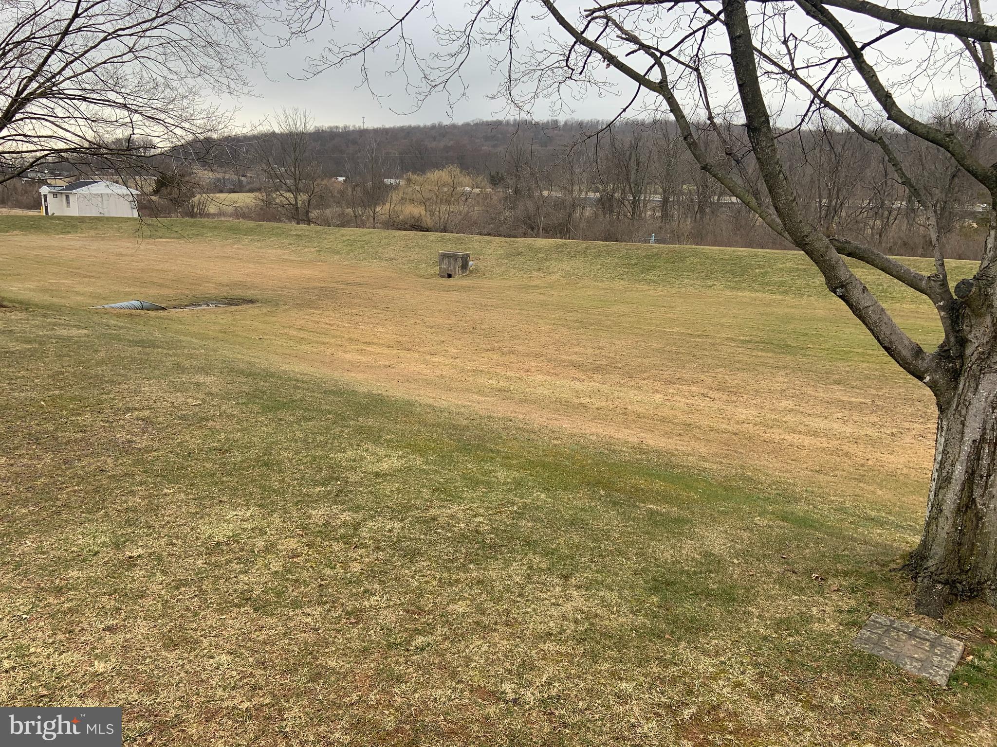 24 Flamingo Road Denver, PA 17517 - Photo 3 of 15 Gallery Image 3