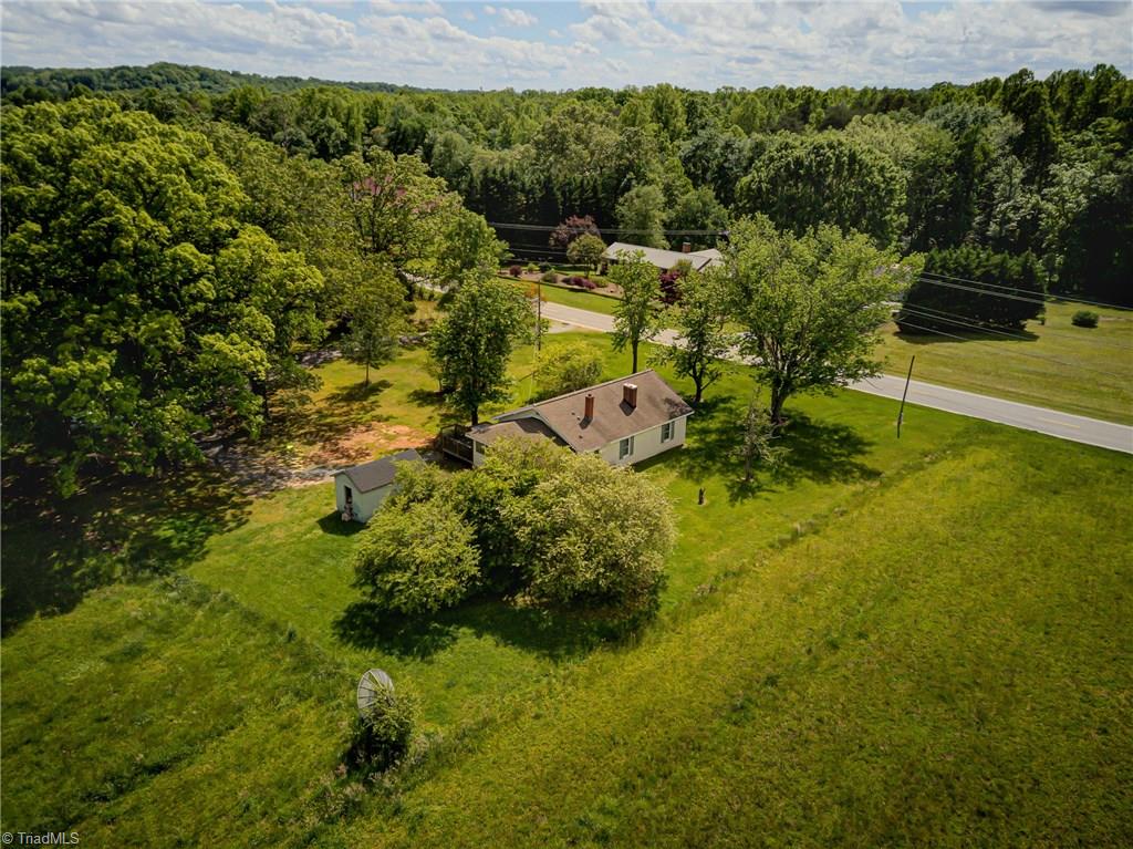3928 Lewiston Road Summerfield, NC 27358 - Photo 23 of 27