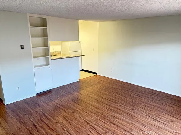 $269,900 | 5585 Pacific Coast Highway, Unit 125, Long Beach, CA 90804